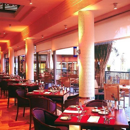 Columbia Beachotel Pissouri