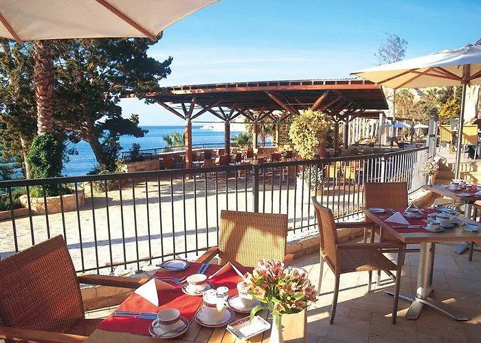 فندق Columbia Beachotel